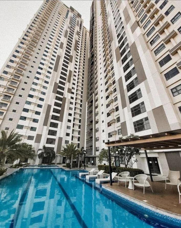 Horizon 101 A1 Shortwalk Robinson Mall Mango Square Bars Free Pool Cebu ภายนอก รูปภาพ